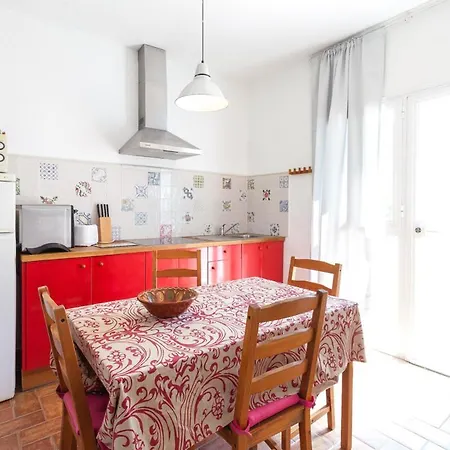 Летний дом Casas Isabel *